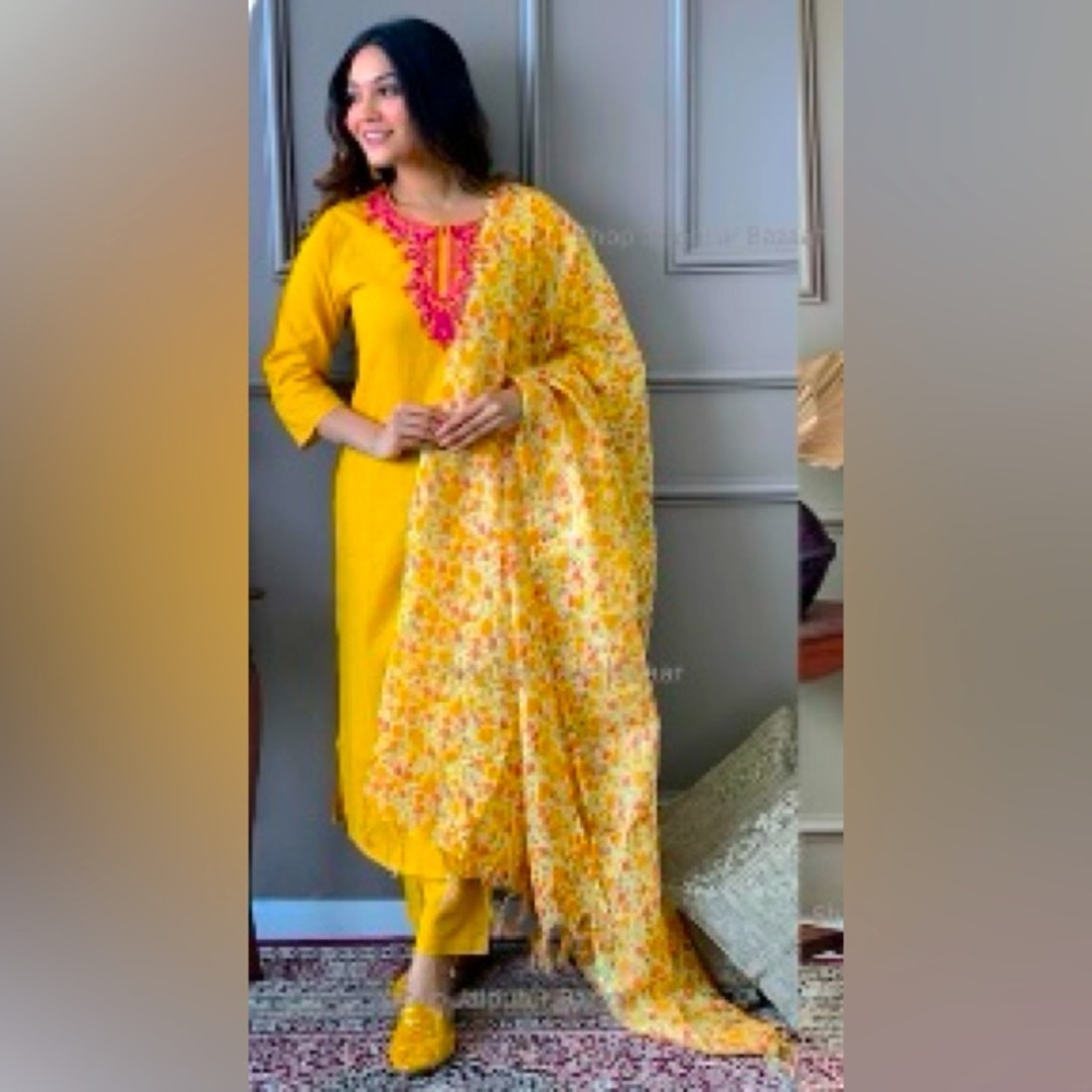 Pakistani yellow shalwar kameez ! XL